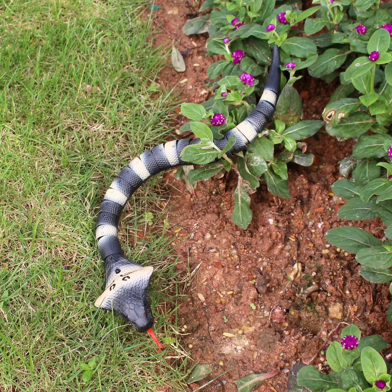 RC Realistic Snake Toys